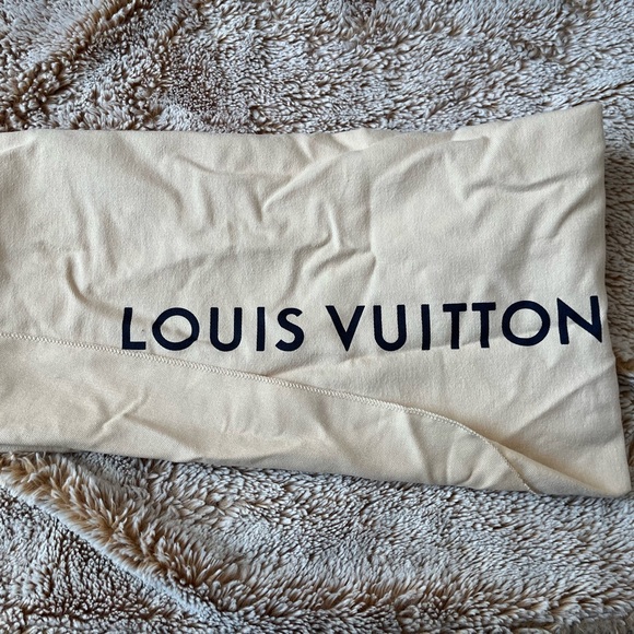 100% Authentic Louis Vuitton “Graceful” MM handbag - Picture 13 of 13